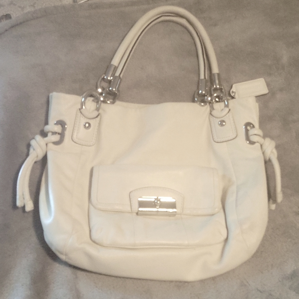 Authentic COACH White Leather Purse